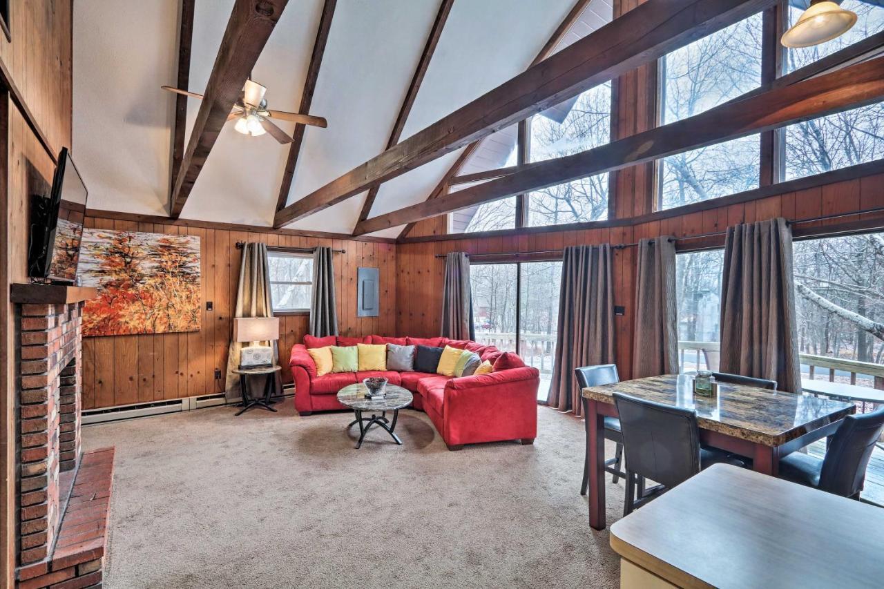 Villa Quiet Poconos Getaway 23 Mi To Camelback Mountain à Albrightsville Extérieur photo