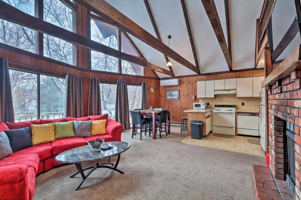 Villa Quiet Poconos Getaway 23 Mi To Camelback Mountain à Albrightsville Extérieur photo